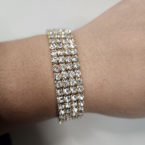 Elegant 4-row Gold & Clear Rhinestone Crystal Stretch Bracelet Cupchain